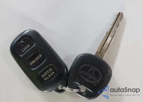 2007 Toyota Matrix from USA, damaged, VIN 2T1KR32E97C665150